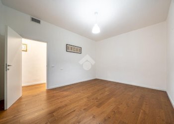 Three-room apartment Viale dei Mille, Parma (neighborhood Pablo) - photo 13
