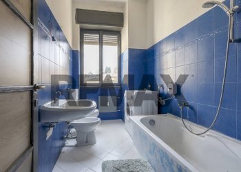 Bagno - Appartamento VIA NINO BIXIO
55, Varese - foto 13