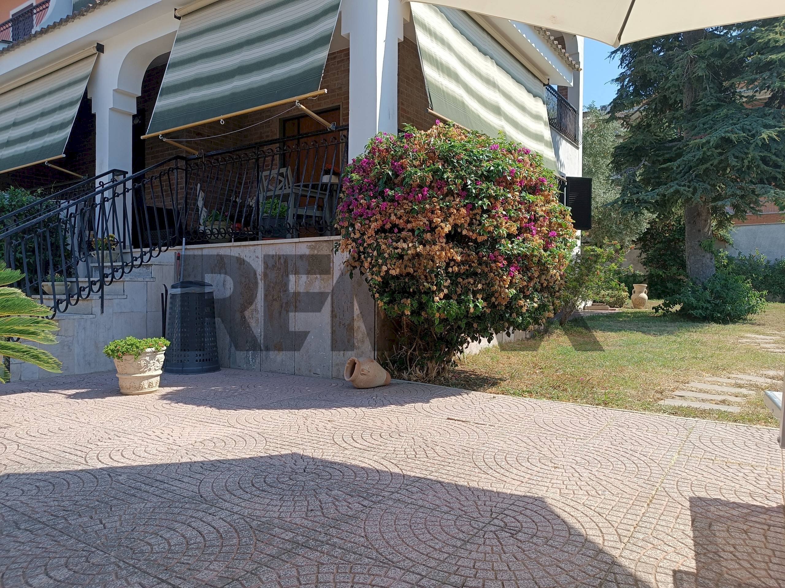 Casa all\'aperto - Villa viadel biancospino
116, Anzio - foto 3