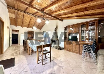 Sala da pranzo - Terreno agricolo contrada guardia maio
S.N., Biancavilla - foto 16