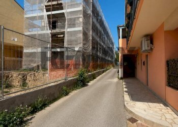 Edificio all\'aperto - Casa semi indipendente VIA CONSOLARE ANTICA
SNC, Capo d'Orlando - foto 7