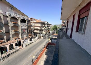 Edificio all\'aperto - Appartamento VIA OLIVETO
 
9, Gaggi - foto 1