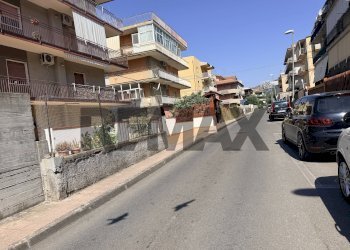 Edificio all\'aperto - Appartamento VIA OLIVETO
 
9, Gaggi - foto 4