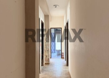 Hall / corridoio - Appartamento VIA OLIVETO
 
9, Gaggi - foto 14