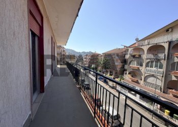Balcone - Appartamento VIA OLIVETO
 
9, Gaggi - foto 16