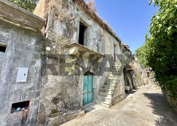 Casa all\'aperto - Independent house VIA castello
 
s-n, Francavilla di Sicilia - photo 1