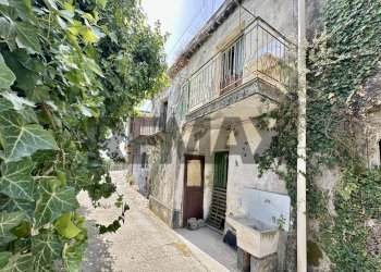 Casa all\'aperto - Independent house VIA castello
 
s-n, Francavilla di Sicilia - photo 6