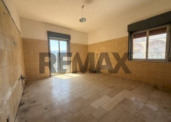 Stanza vuota - Apartment VIA OLIVETO
9, Gaggi - photo 24