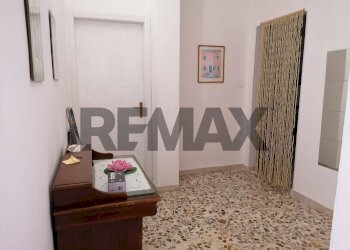 Hall / corridoio - Three-room apartment Via Milano
 
46, Siracusa - photo 2