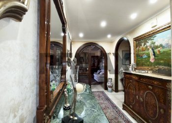 Hall / corridoio - Apartment Via Maddalena Prima
58, Calascibetta - photo 15