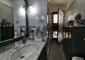 Bagno - Apartment Via Maddalena Prima
58, Calascibetta - photo 26