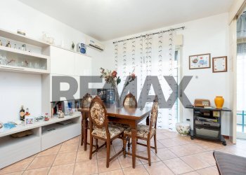 Sala da pranzo - Quadrilocale via san gaetano
 
21, Camporotondo Etneo - foto 3
