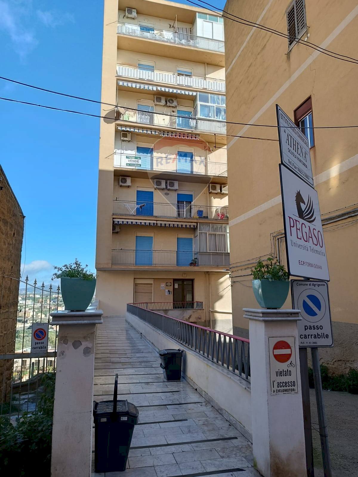 Edificio all\'aperto - Three-room apartment via Gioeni
100, Agrigento - photo 2