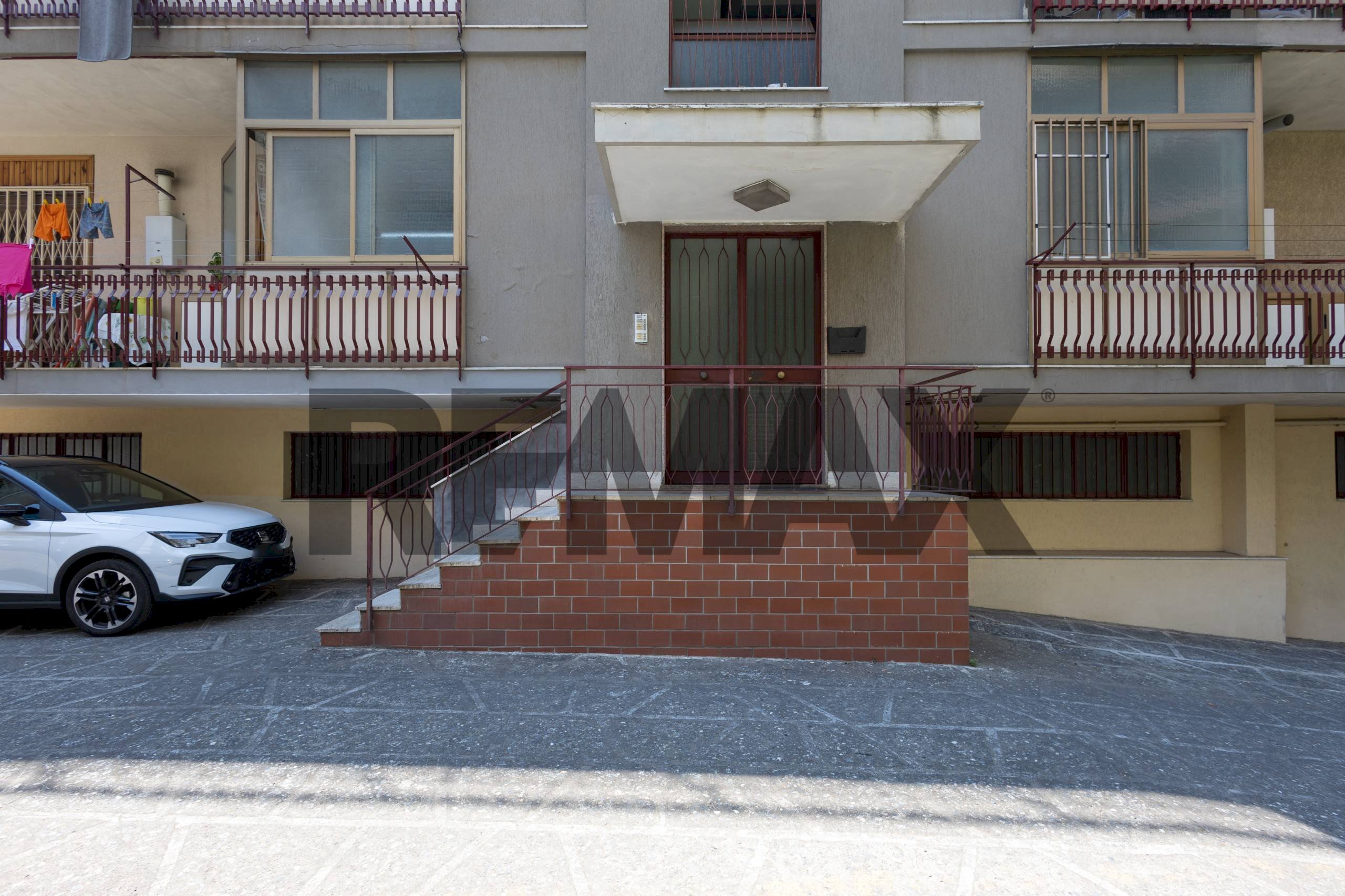 Edificio all\'aperto - Four-room apartment VIa Wagner
 
66, Acireale - photo 1