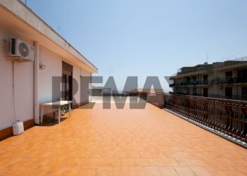 Terrazza - Four-room apartment VIa Wagner
 
66, Acireale - photo 13