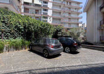 Edificio all\'aperto - Four-room apartment VIa Wagner
 
66, Acireale - photo 21