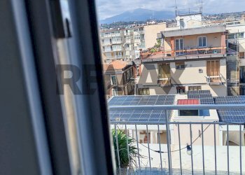 Balcone - Appartamento Via Roccaromana
 
7, Catania - foto 2