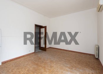 Stanza vuota - Appartamento Via Roccaromana
 
7, Catania - foto 10