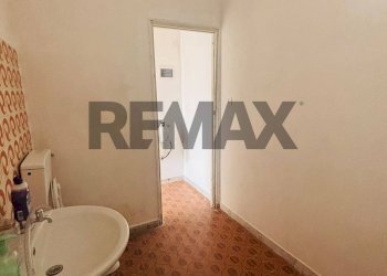 Bagno - Negozio LUNGOMARE GIOACCHINO ROSSINI
26, Augusta - foto 6