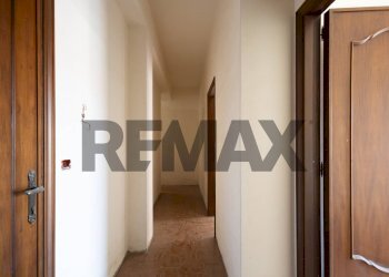 Hall / corridoio - Casa indipendente Tripi
 
30, Acireale - foto 17
