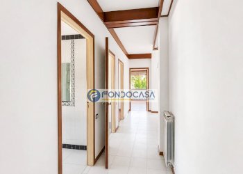 Disimpegno - Apartment Via marina vecchia, Massa - photo 12