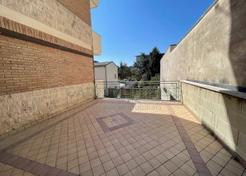 Foto 12 - Three-room apartment Viale Italia, Avellino - photo 12