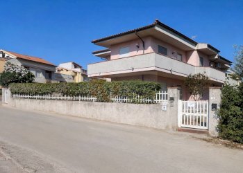Foto 31 - Four-room apartment Via Umbria
 
17, Castelsardo - photo 31