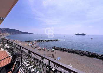 Foto 1 - Appartamento lungomare tysandros
 
38, Giardini-Naxos - foto 1