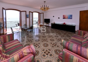 Foto 12 - Appartamento lungomare tysandros
 
38, Giardini-Naxos - foto 12