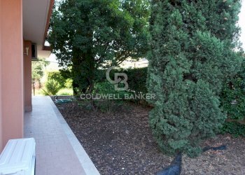 Foto 9 - Villa a Schiera Via Biella (Piano D'Api)
 
28, Acireale - foto 9