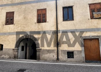 Edificio all\'aperto - Appartamento VIA CAMPIGLIO
 
2, Dimaro Folgarida - foto 1