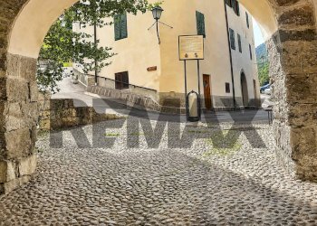 Edificio all\'aperto - Appartamento VIA CAMPIGLIO
 
2, Dimaro Folgarida - foto 15