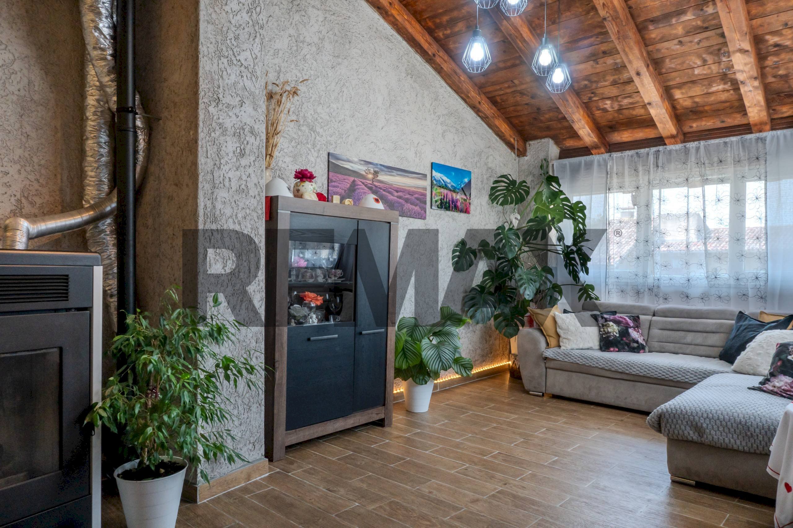 Soggiorno - Casa indipendente Via Santa Margherita
 
51, Valvasone Arzene - foto 1