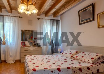 Camera / camera da letto - Casa indipendente Via Santa Margherita
 
51, Valvasone Arzene - foto 10