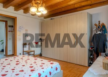 Camera / camera da letto - Casa indipendente Via Santa Margherita
 
51, Valvasone Arzene - foto 12