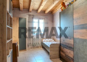 Camera / camera da letto - Casa indipendente Via Santa Margherita
 
51, Valvasone Arzene - foto 13