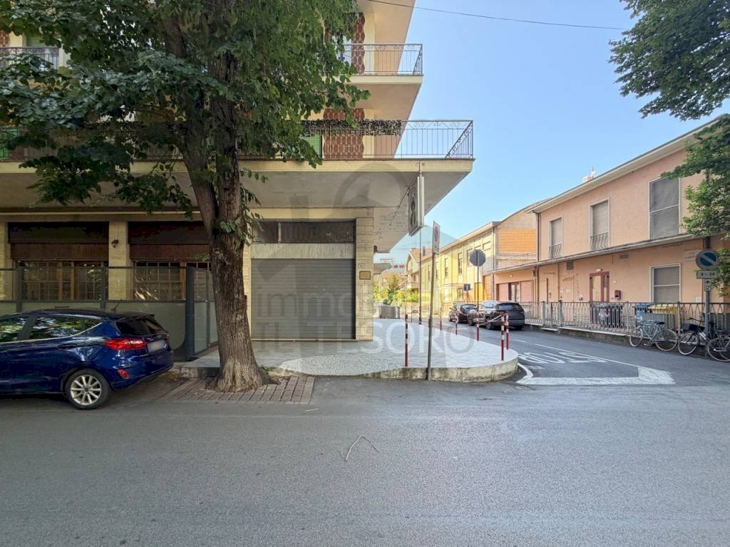 Zona - Shop via Giovanni Pascoli, 32, Bellaria-Igea Marina - photo 2