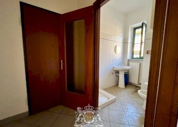 Disimpegno - Negozio via Tommaso Vallauri, 52, Chiusa di Pesio - foto 14