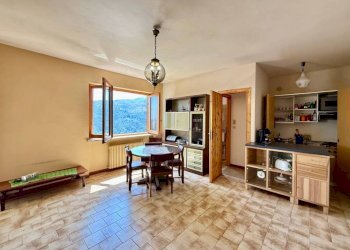 Salone - Three-room apartment Paesana - photo 1