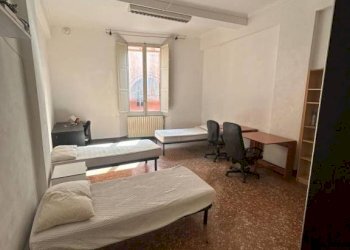 Camera da letto - Two-room apartment via Santo Stefano, 154, Bologna (neighborhood Centro Storico) - photo 12