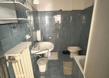 Bagno - Two-room apartment via Santo Stefano, 154, Bologna (neighborhood Centro Storico) - photo 20