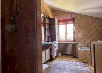 Bagno - Appartamento via Anna Frank, Busca - foto 13