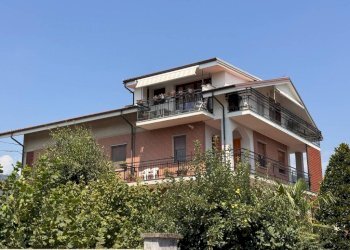 Facciata - Appartamento via Anna Frank, Busca - foto 16
