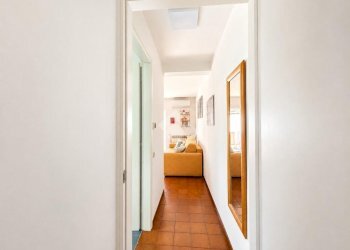 Two-room apartment Via Giuseppe Saredo, Savona (neighborhood Fornaci) - photo 19