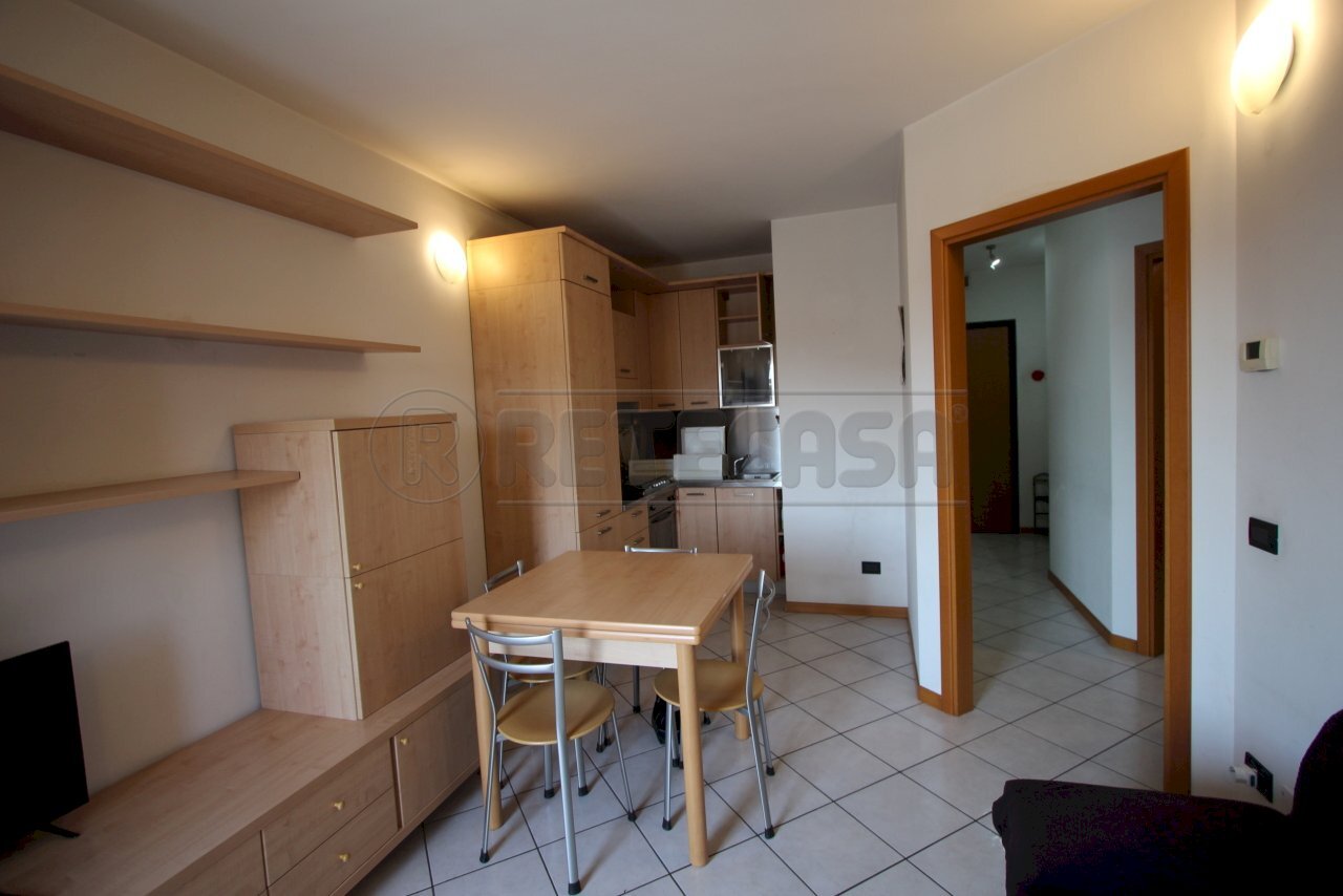 soggiorno - Bilocale Bergamo (zona Canovine) - foto 1