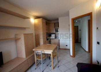 soggiorno - Bilocale Bergamo (zona Canovine) - foto 1