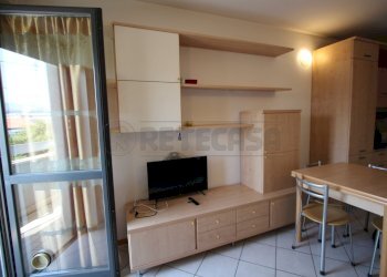 soggiorno_ - Bilocale Bergamo (zona Canovine) - foto 3