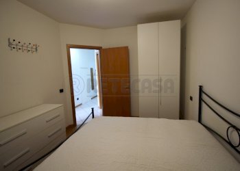 cameraa - Bilocale Bergamo (zona Canovine) - foto 7