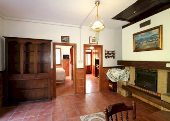 3.jpg - Townhouse Neirone - photo 3
