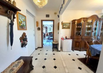 9 - Portion of a house Avegno - photo 10